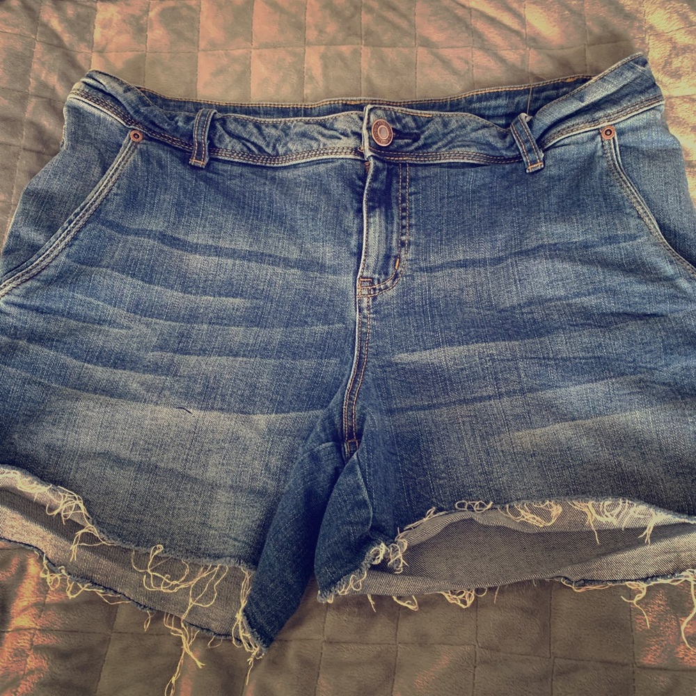 Distressed jean shorts